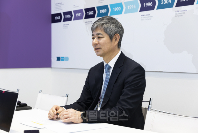 이영석 ASM코리아 대표가 디지털타임스와 만나 인터뷰 하고 있다. <박순원 기자>